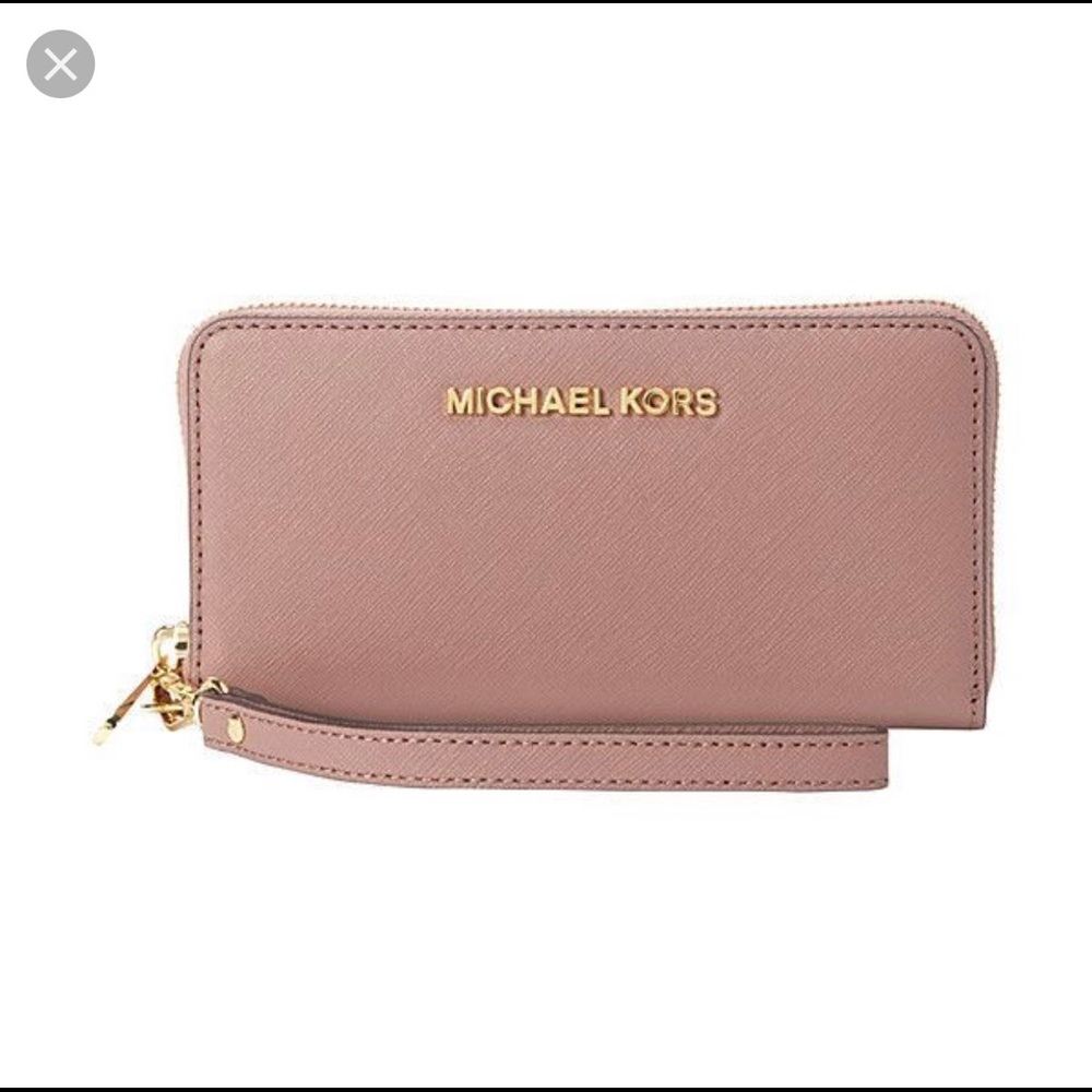 Michael Kors | Blush pink wallet/wristlet